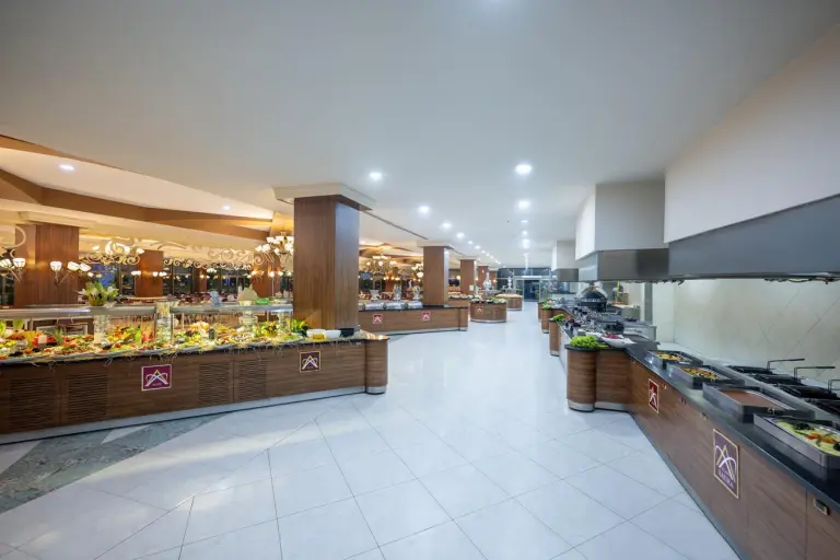 Restoran &amp; Bar