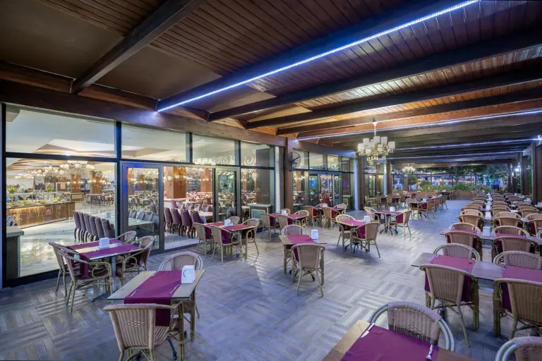 Restoran &amp; Bar