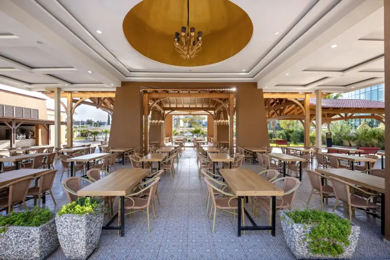 Restoran &amp; Bar