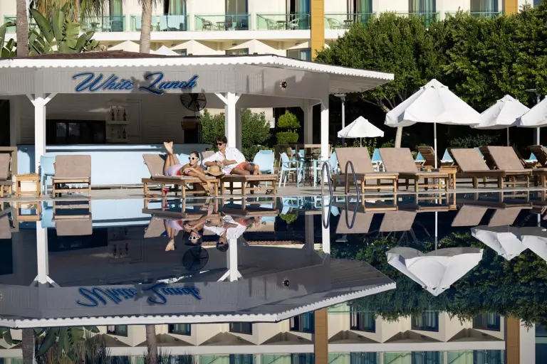 Restoran &amp; Bar