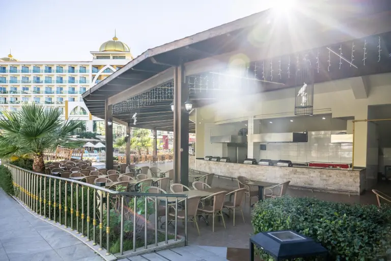 Restoran &amp; Bar