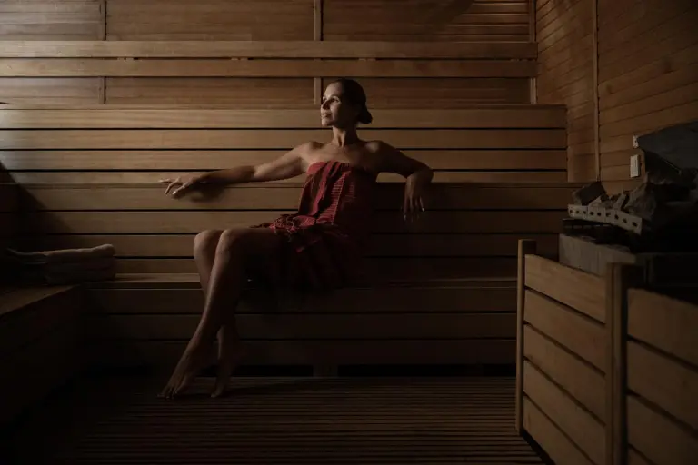 Sauna (3/4)