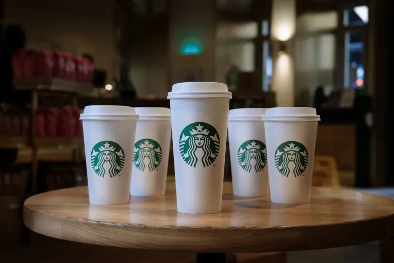 Starbucks Cafe (1/1)